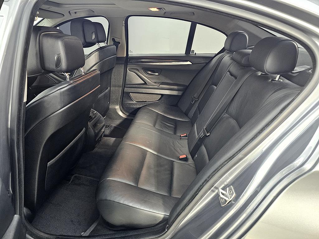 BMW 5 Series - Vista 9