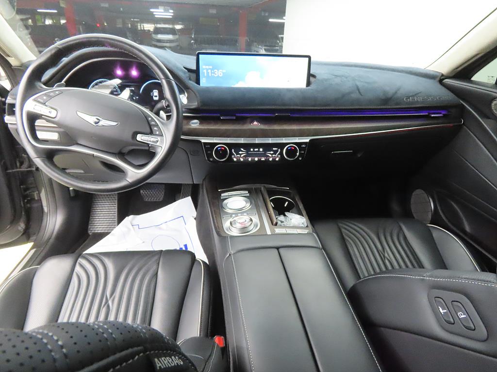 Genesis G80 - Vista 7