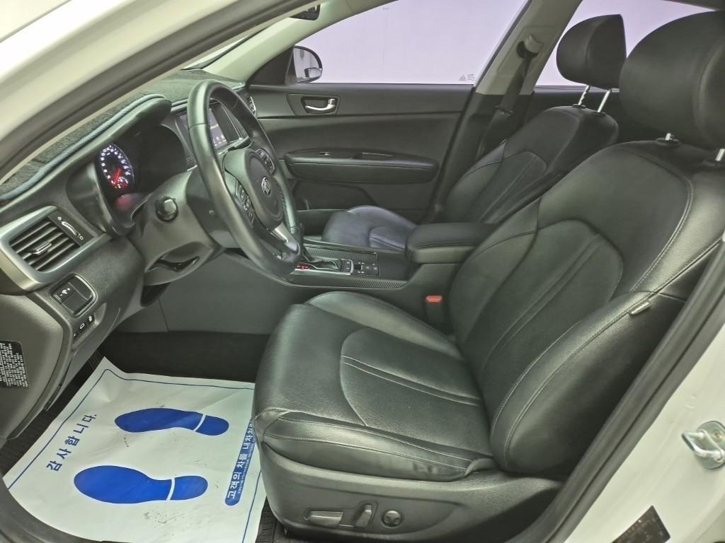 KIA K5 - Vista 11