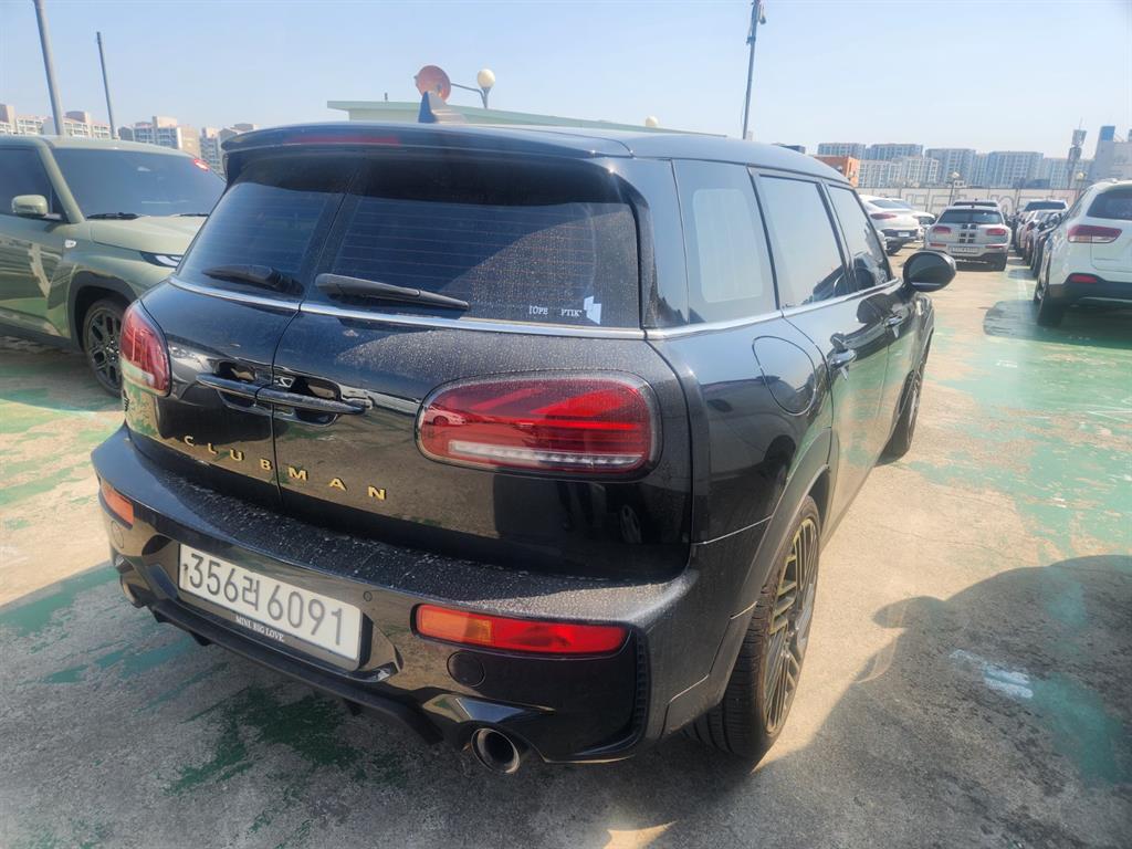 Mini Clubman - Vista 6