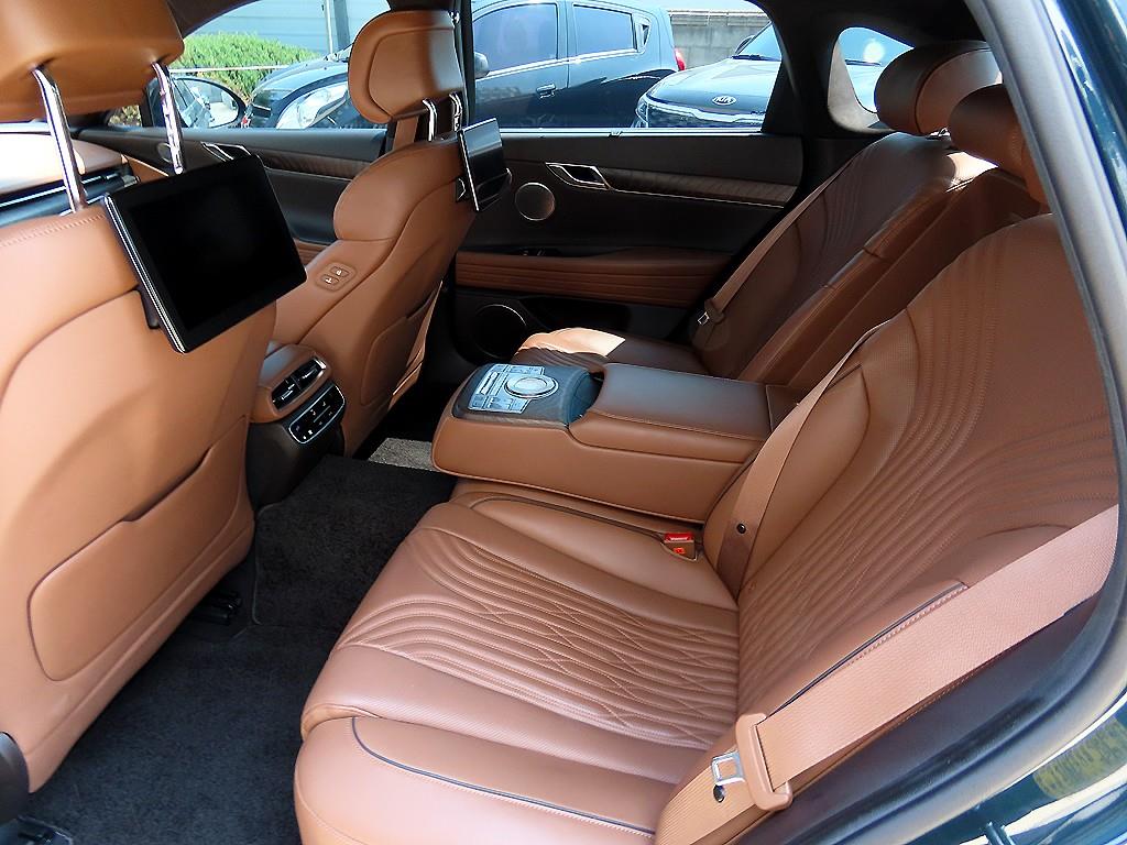 Genesis G80 - Vista 6