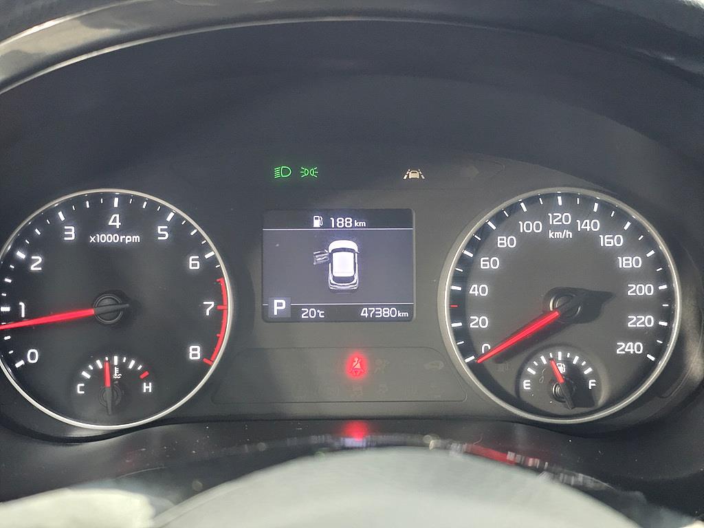 KIA Seltos - Vista 6