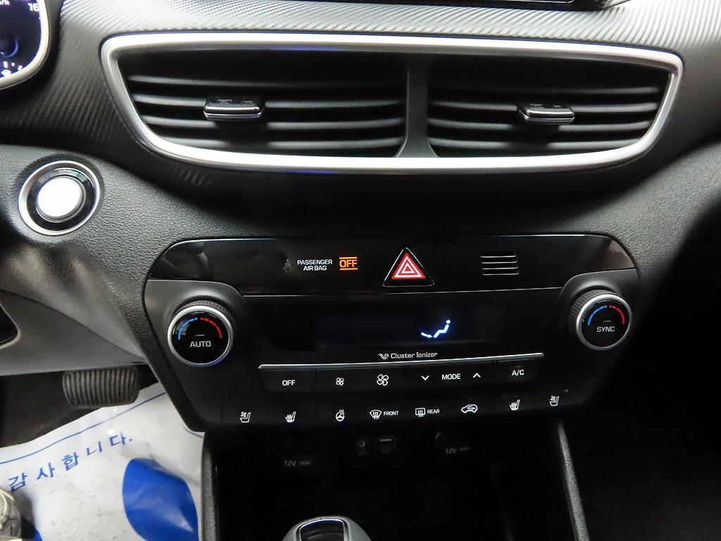 HYUNDAI Tucson - Vista 10