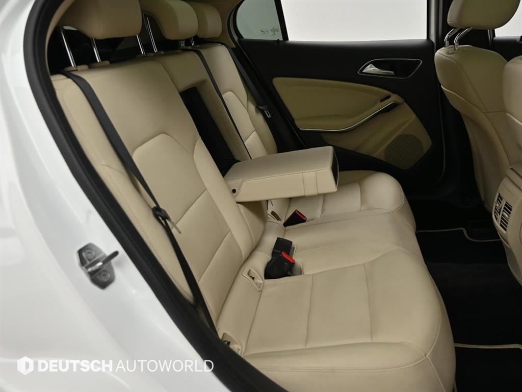 Mercedes Benz GLA Class 2018 Blanco - Importación desde Corea - HF Imports Iquique - Foto 13