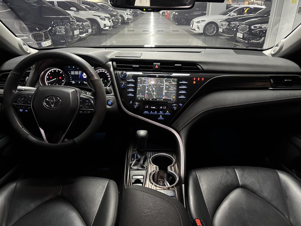 Toyota Camry - Vista 8