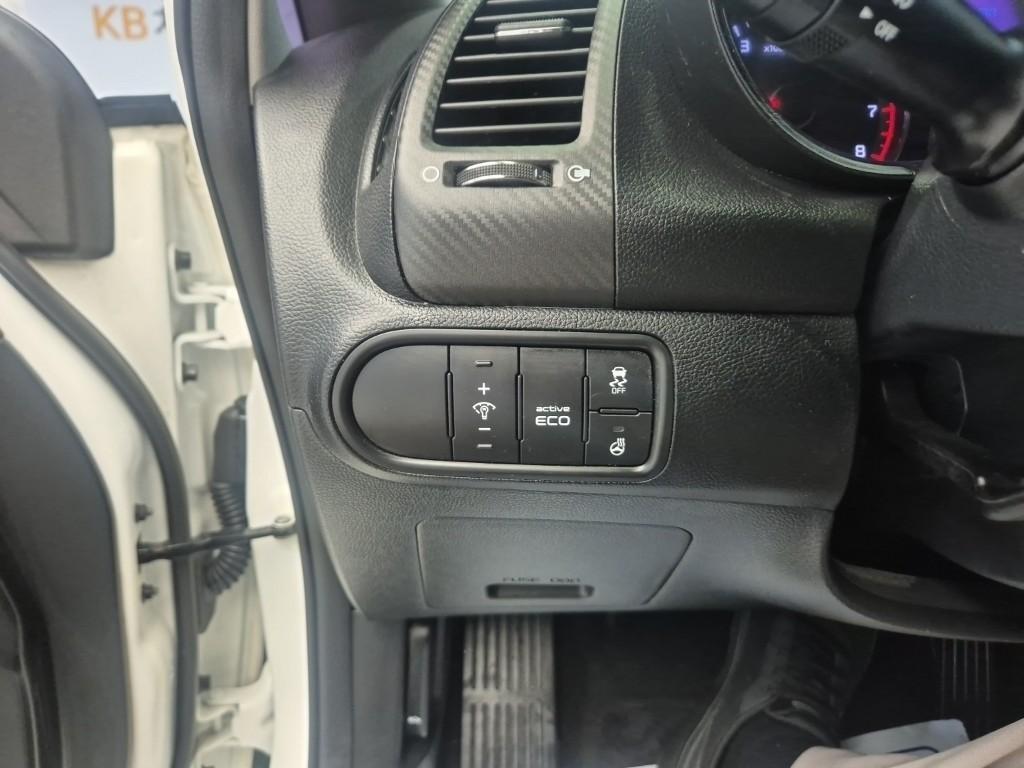 KIA K3 2015 Blanco - Importación desde Corea - HF Imports Iquique - Foto 17