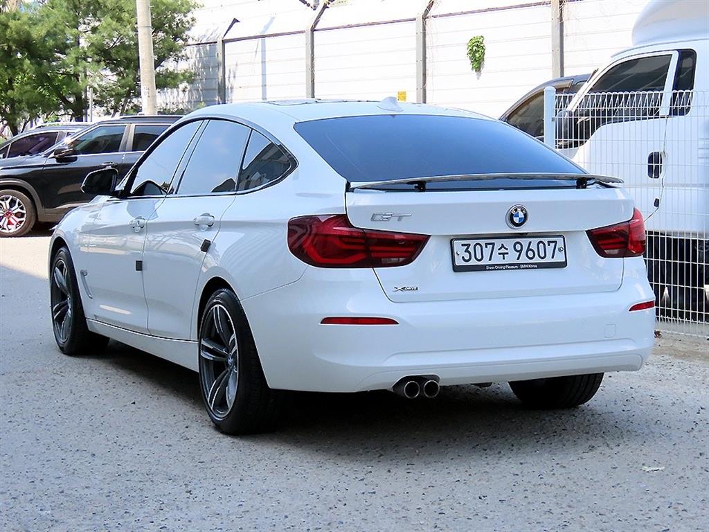 BMW Gran Turismo - Vista 3