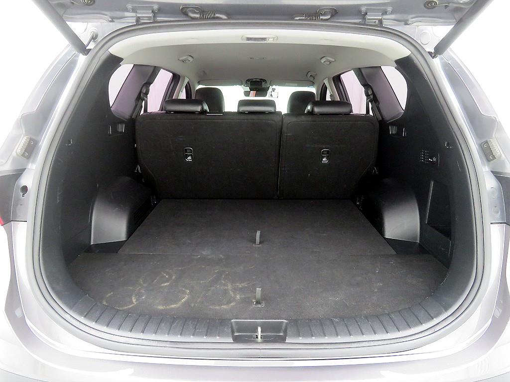 HYUNDAI Santa Fe - Vista 5