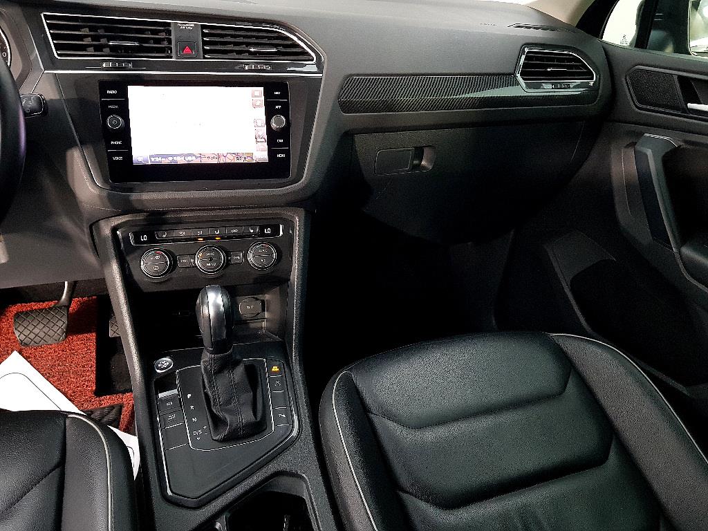 Volkswagen Tiguan - Vista 10