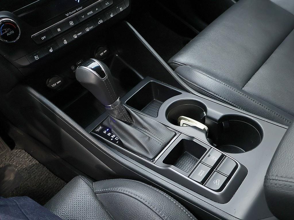 HYUNDAI Tucson 2017 Gris - Importación desde Corea - HF Imports Iquique - Foto 10