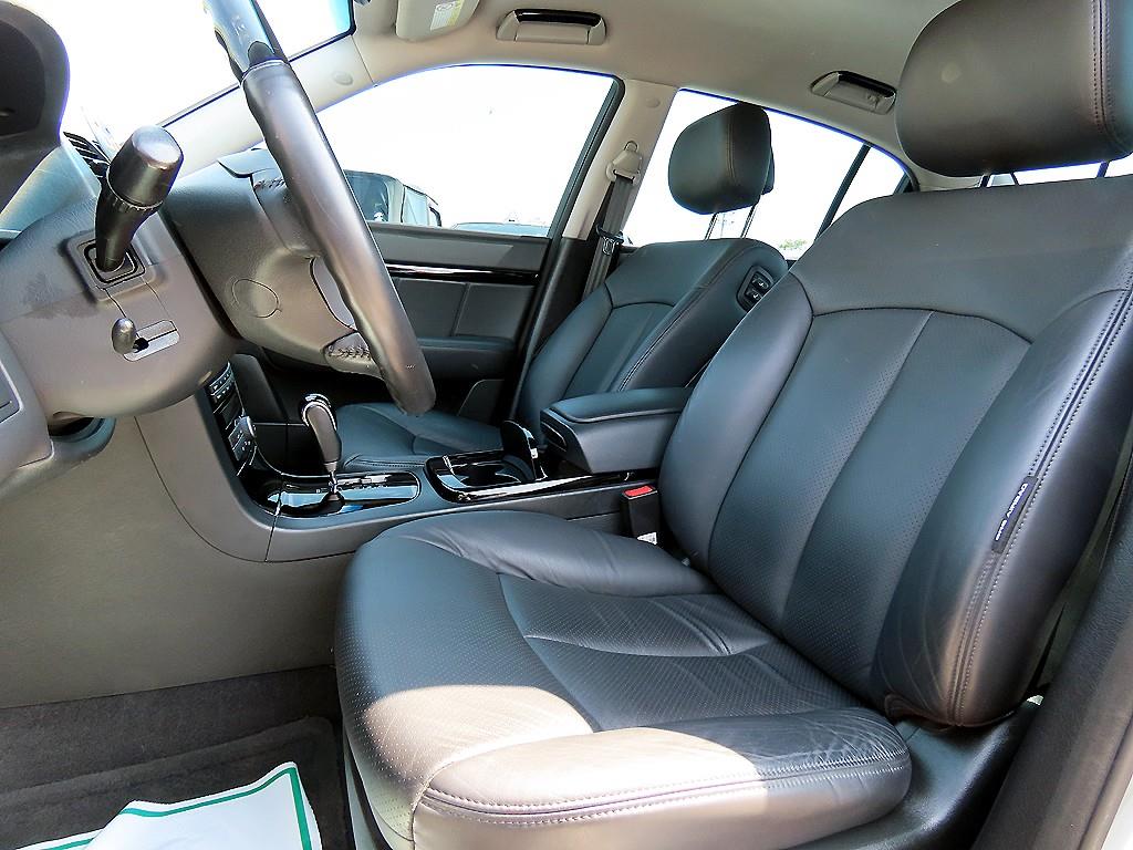 KIA Opirus - Vista 5