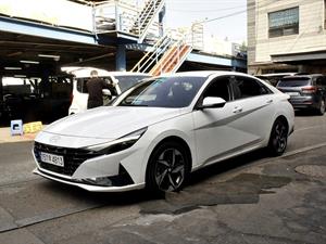 HYUNDAI Avante - Vista 4