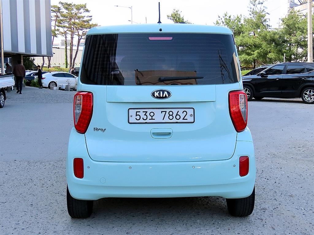 KIA Ray - Vista 4