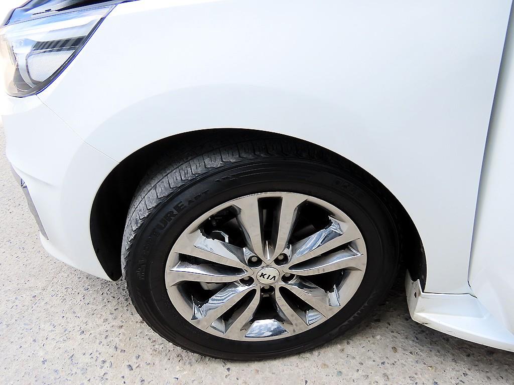 KIA Carnival 2016 Blanco - Importación desde Corea - HF Imports Iquique - Foto 20