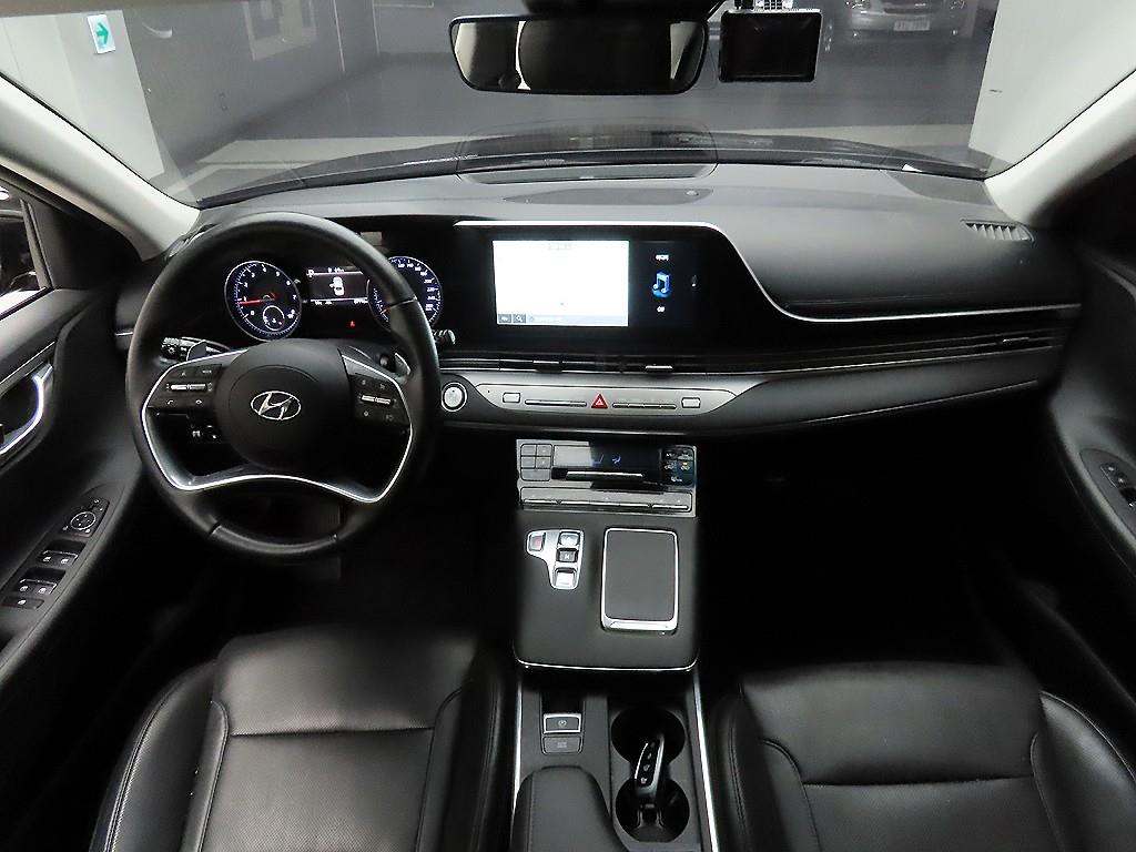 HYUNDAI Grandeur - Vista 8