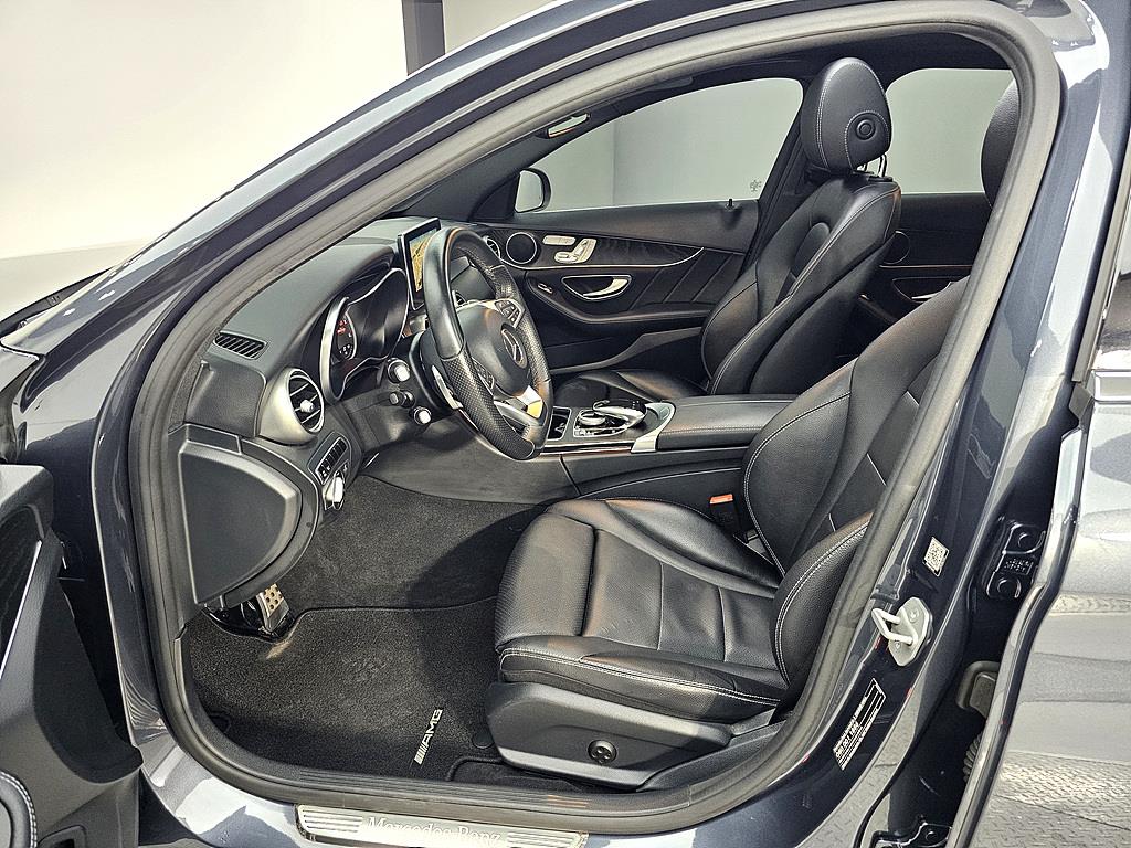Mercedes Benz C Class - Vista 8