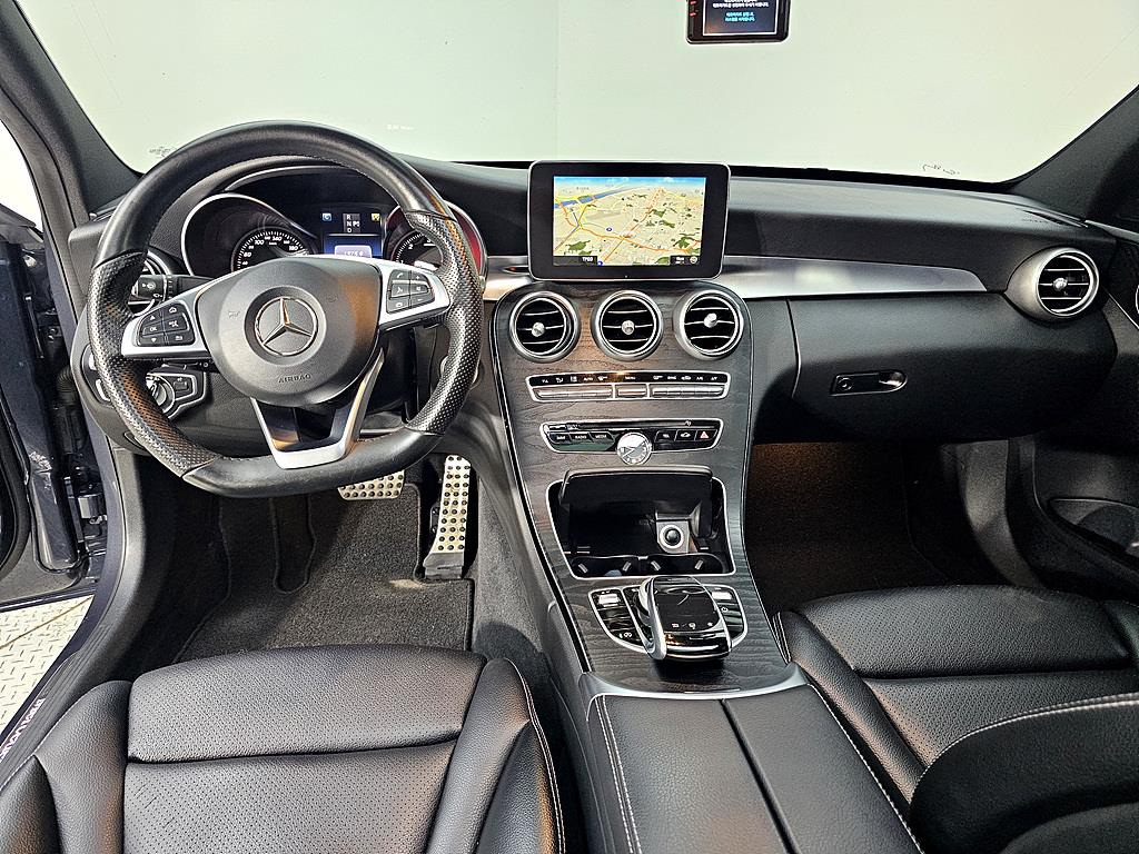 Mercedes Benz C Class - Vista 5