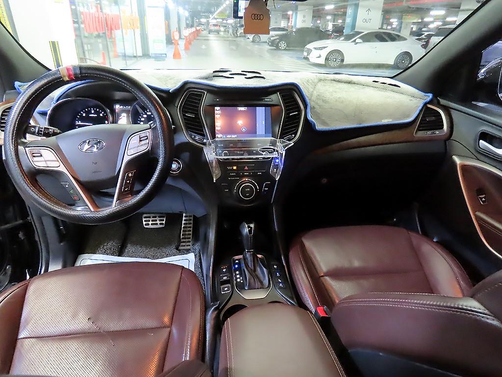 HYUNDAI Maxcruz - Vista 10