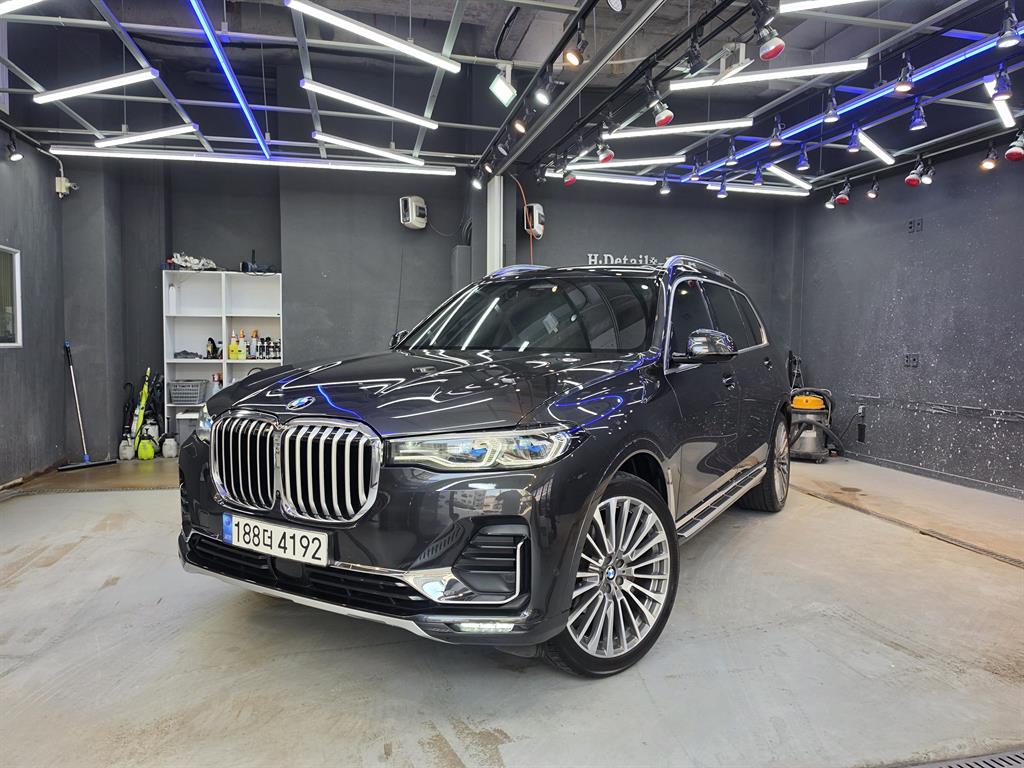 BMW X7 - Vista 3