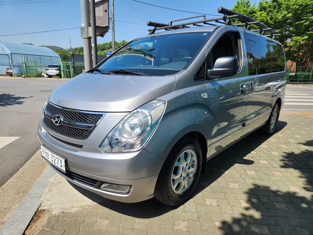 HYUNDAI Starex 2014 Plateado - Importación desde Corea - HF Imports Iquique - Foto 1