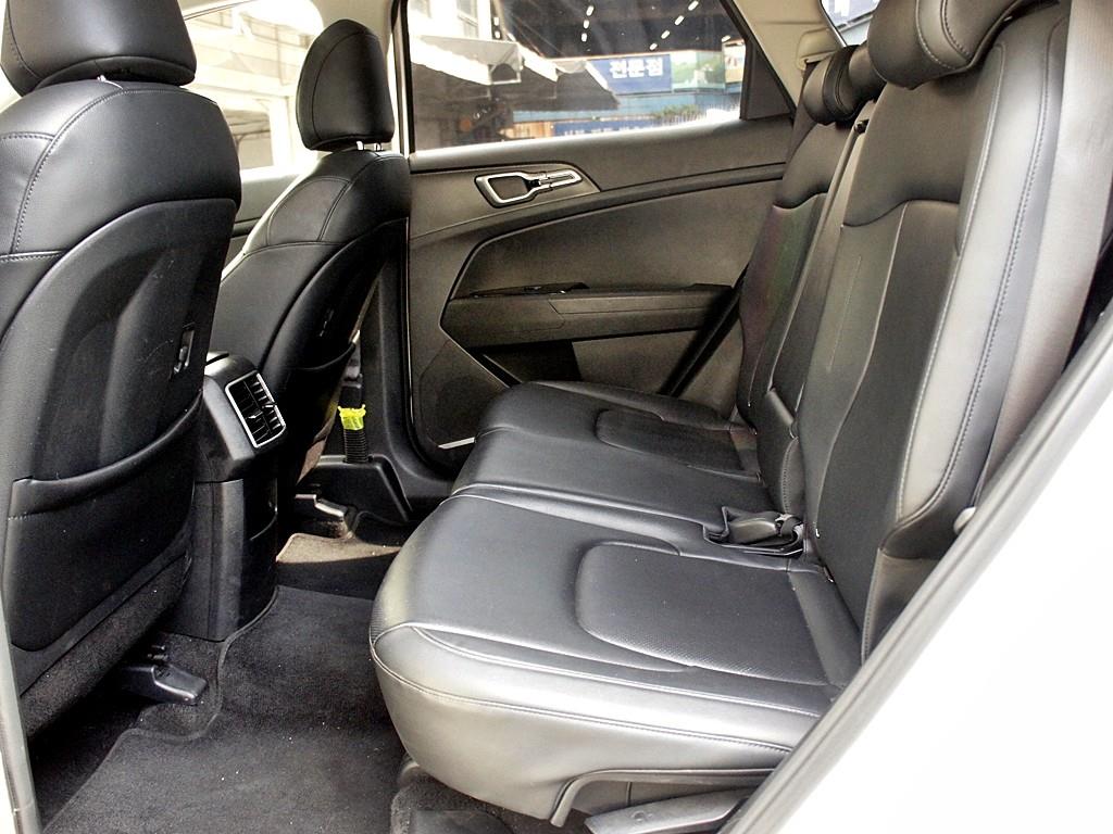 KIA Sportage - Vista 11