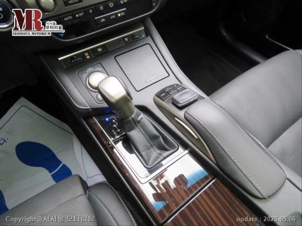 Lexus ES - Vista 11
