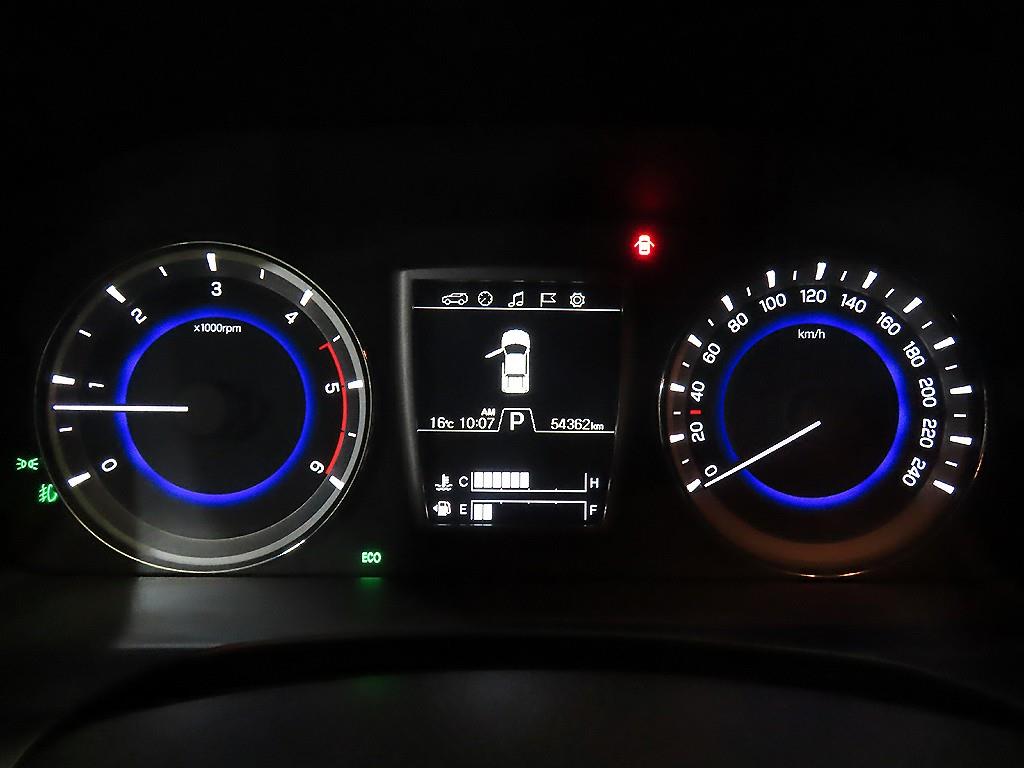 Ssangyong Rexton - Vista 9