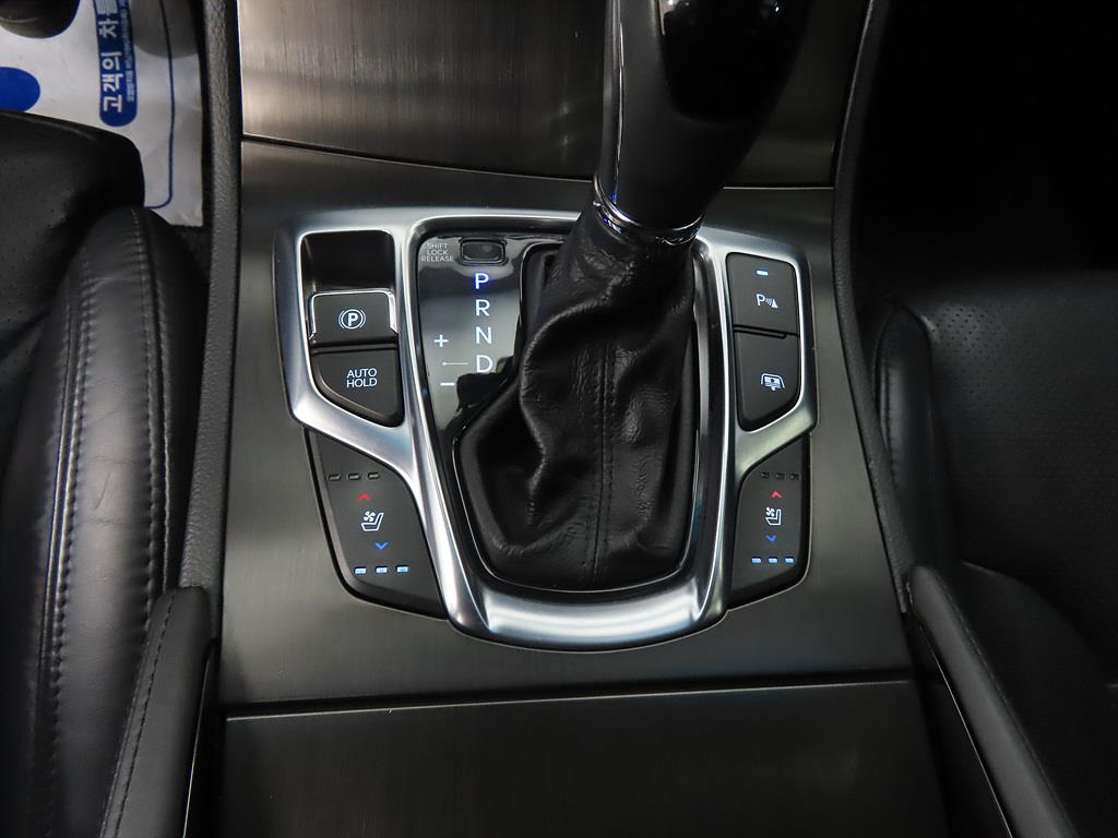 HYUNDAI Grandeur 2017 Negro - Importación desde Corea - HF Imports Iquique - Foto 16