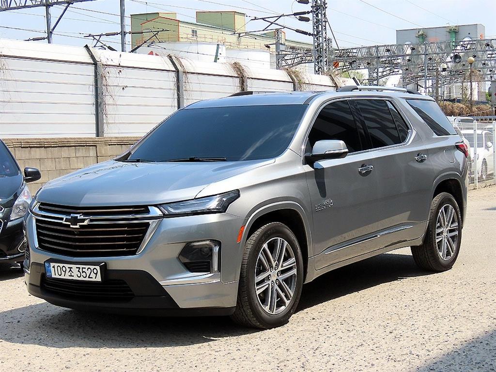 Chevrolet Travers - Vista 2