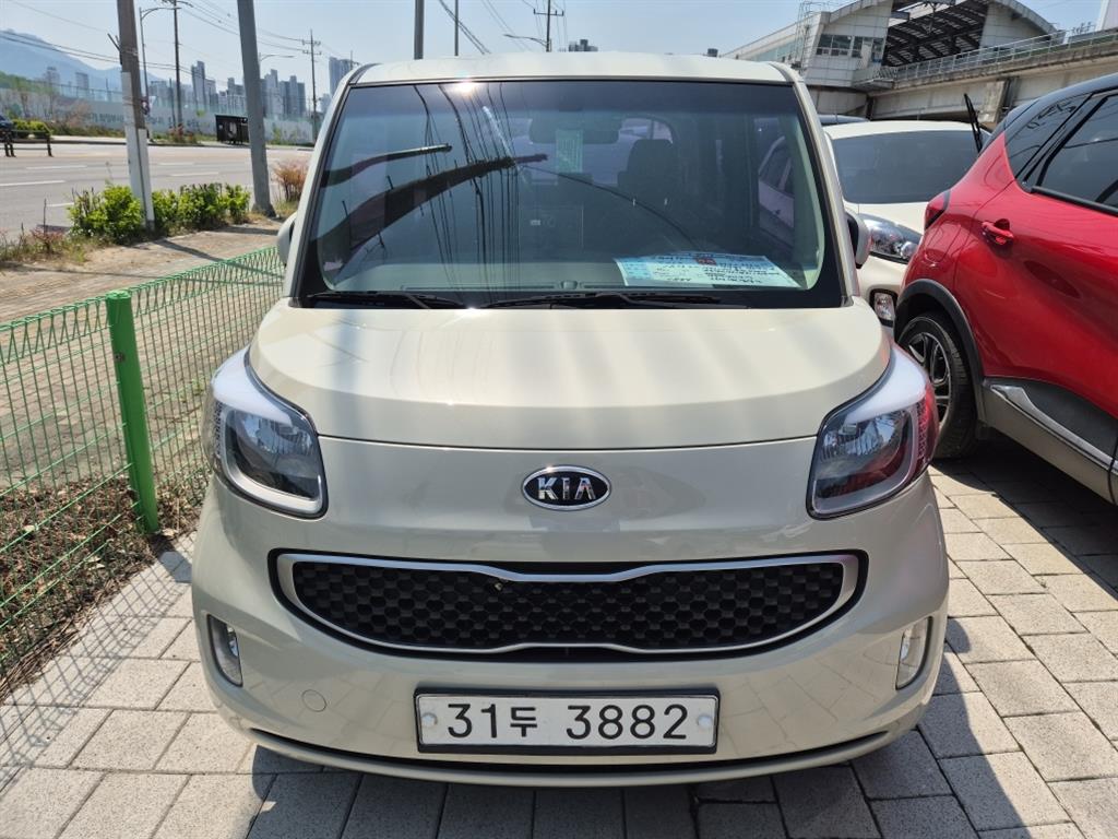KIA Ray - Vista 2