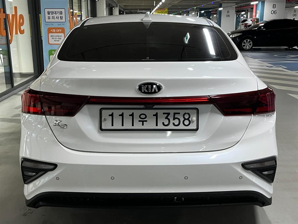 KIA K3 - Vista 5