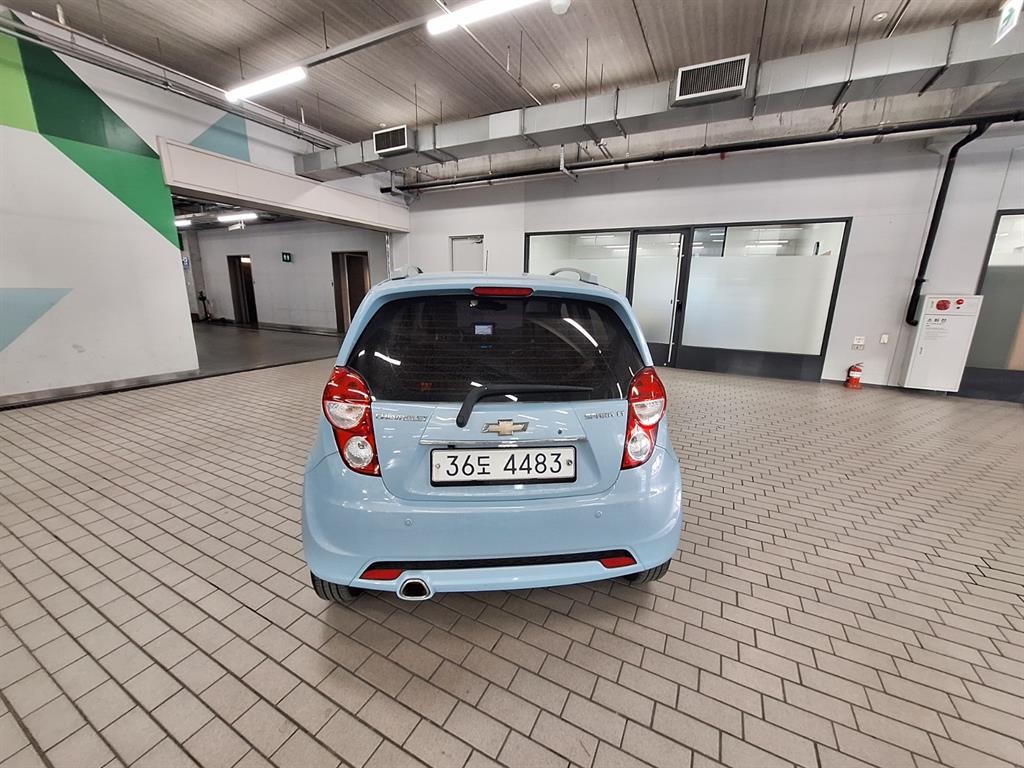 Chevrolet Spark - Vista 3