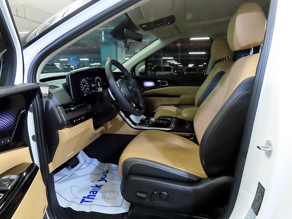 KIA Carnival - Vista 6