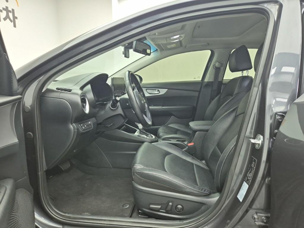 KIA K3 - Vista 11