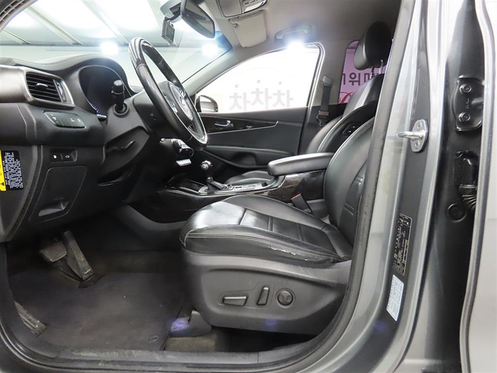 KIA Sorento - Vista 5