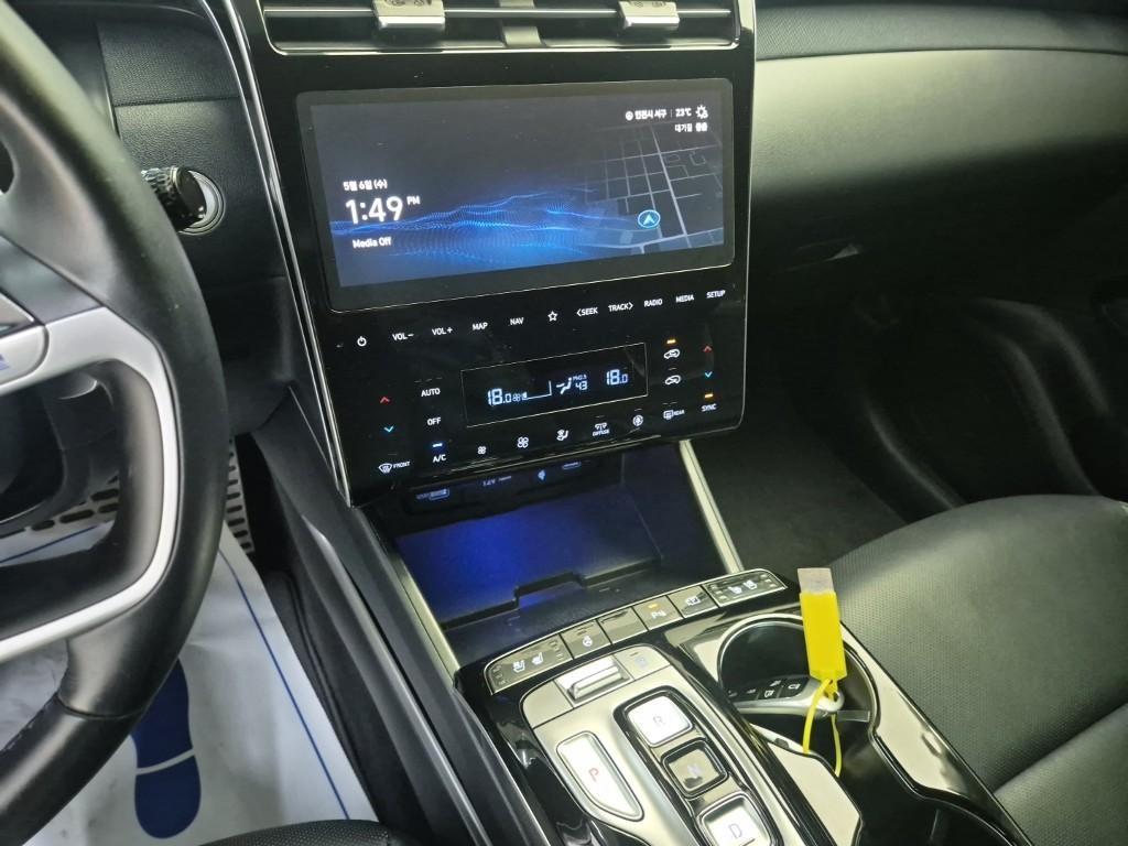 HYUNDAI Tucson - Vista 10