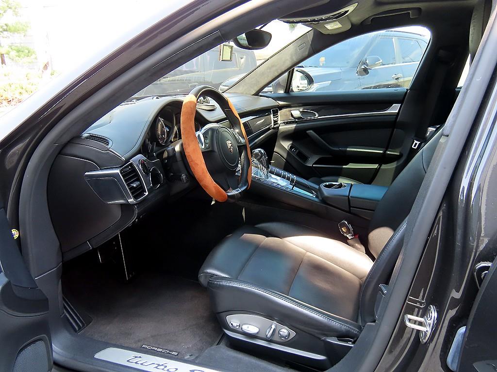 Porsche Panamera - Vista 5