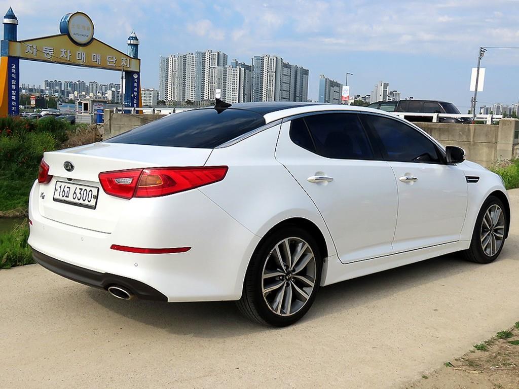 KIA K5 - Vista 3
