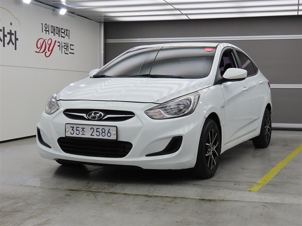 HYUNDAI Accent 2014 Blanco - Importación desde Corea - HF Imports Iquique - Foto 1