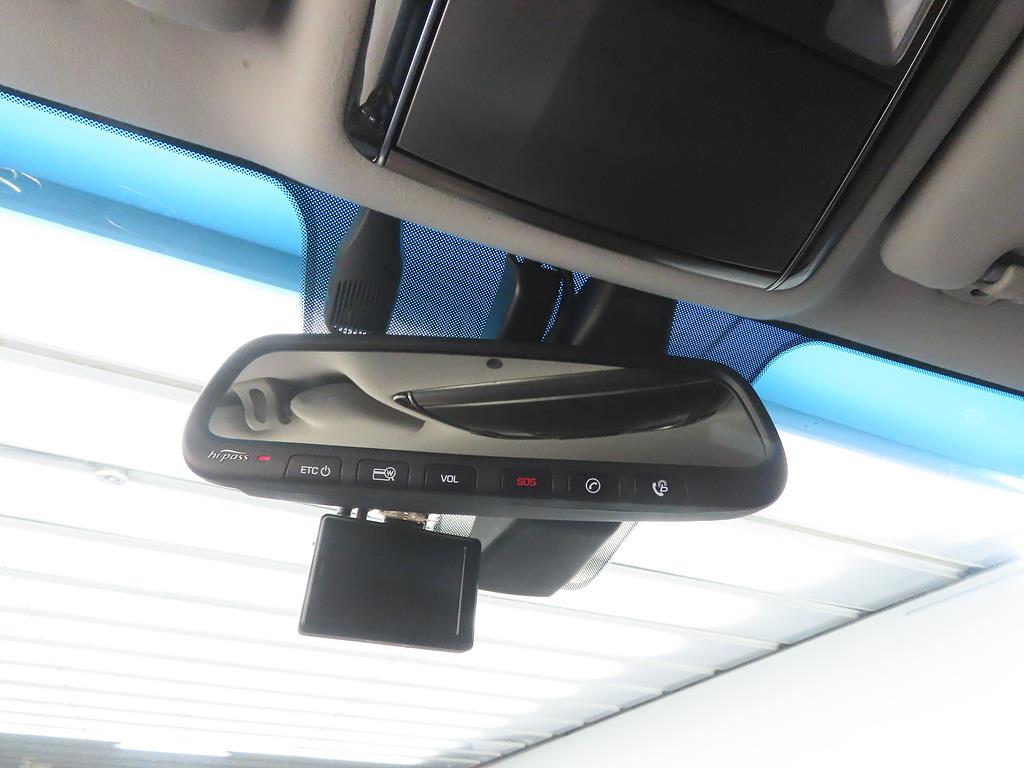 HYUNDAI Grandeur - Vista 12