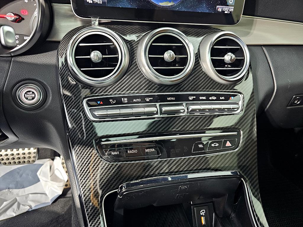 Mercedes Benz C Class - Vista 12