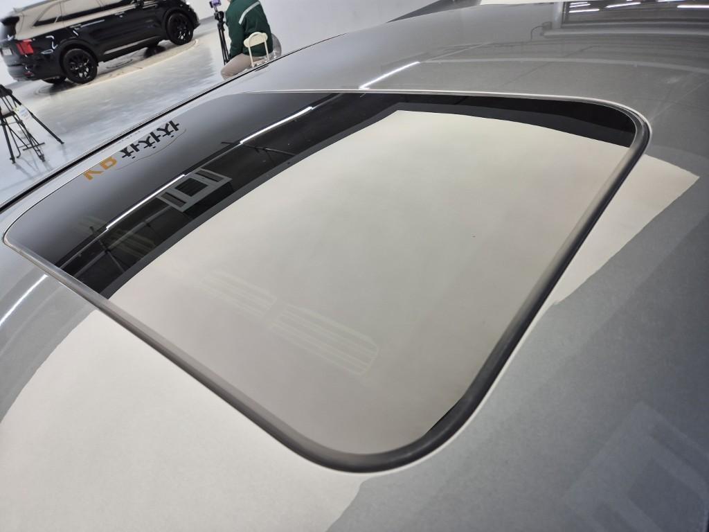 Mercedes Benz E class - Vista 5