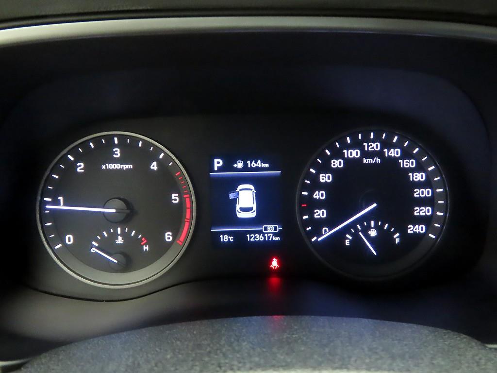 HYUNDAI Tucson - Vista 6