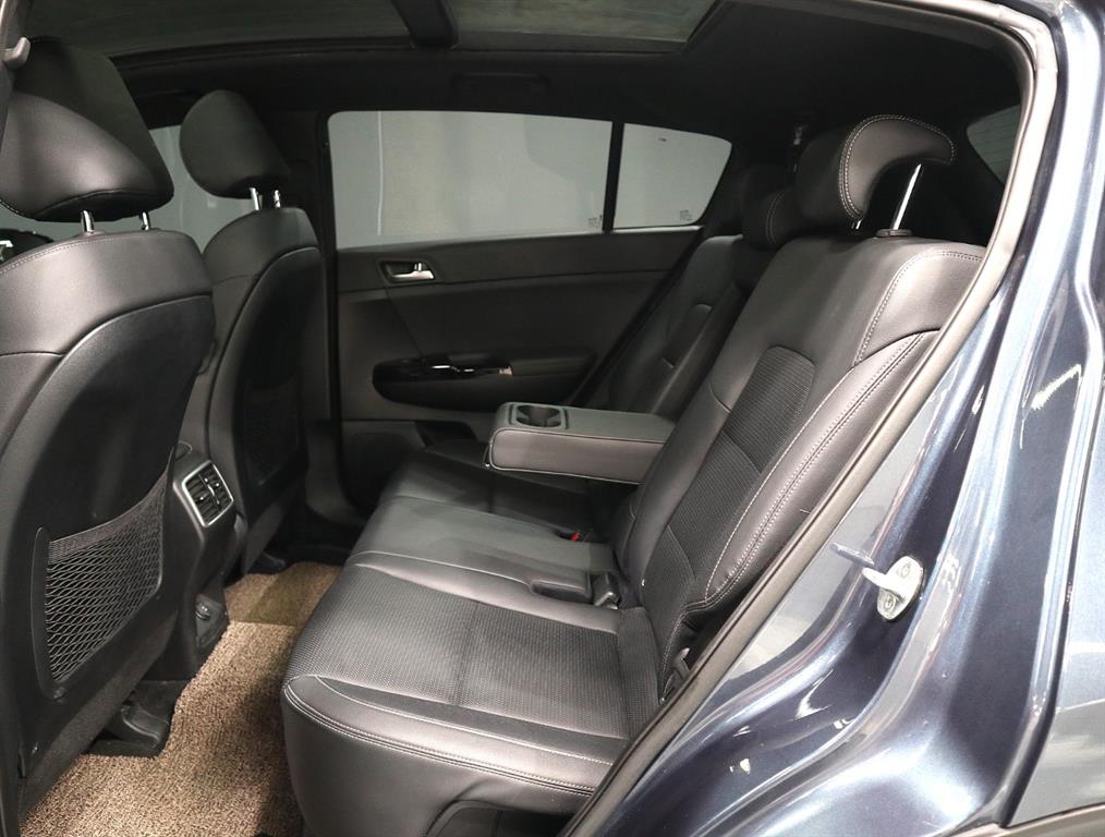 KIA Sportage - Vista 9