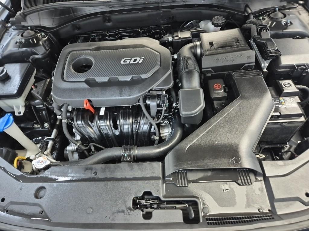 HYUNDAI Grandeur - Vista 5
