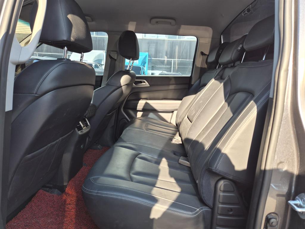 Ssangyong Rexton - Vista 12