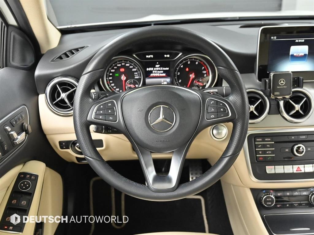 Mercedes Benz GLA Class 2018 Blanco - Importación desde Corea - HF Imports Iquique - Foto 14