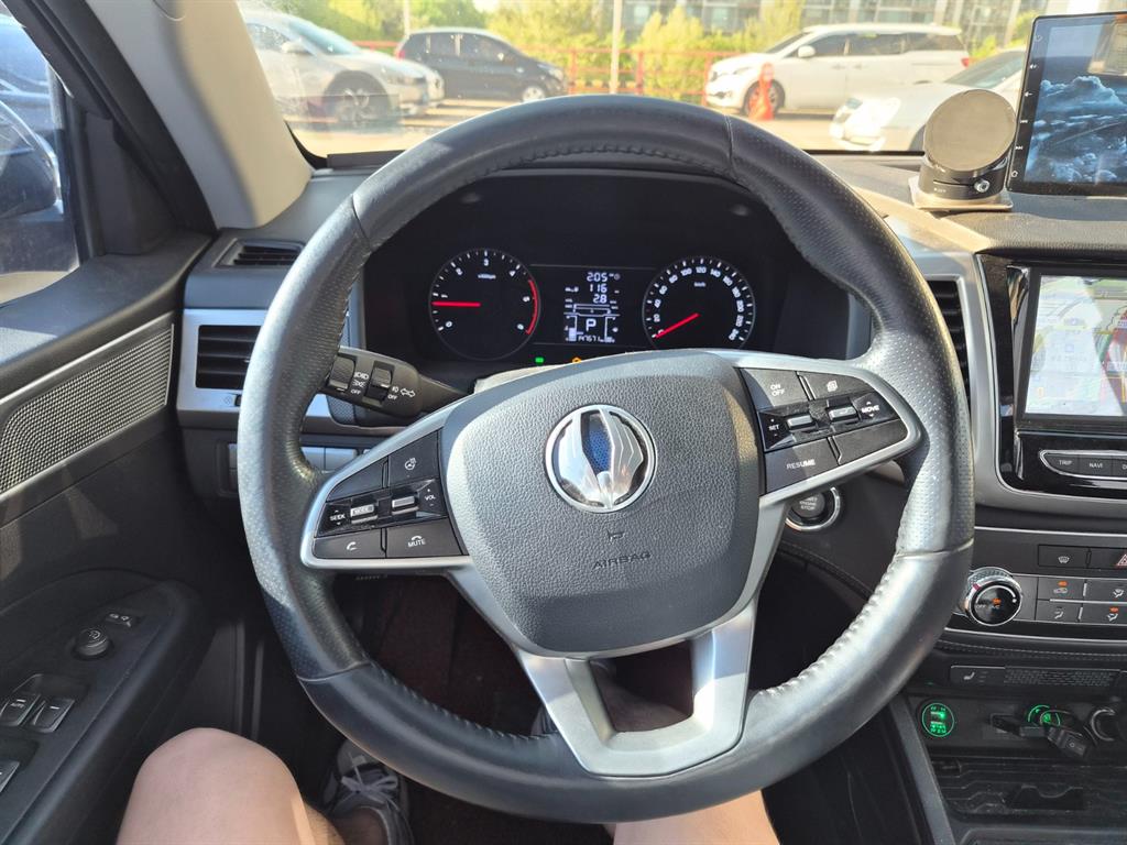Ssangyong Rexton - Vista 6