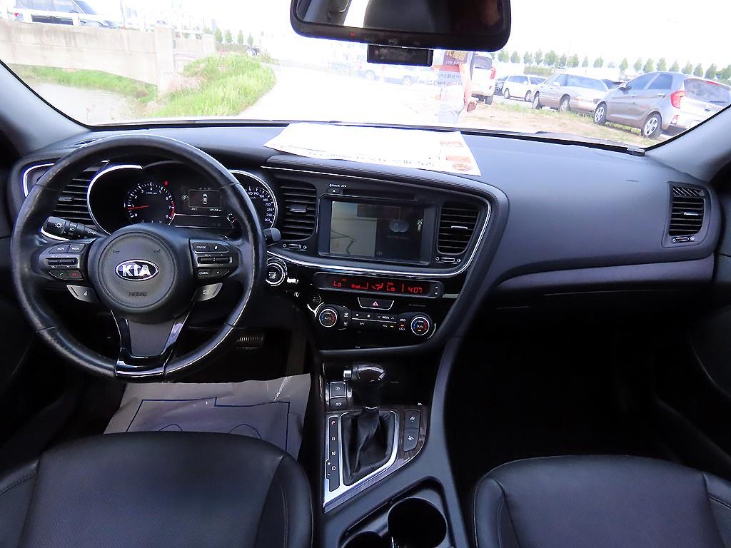 KIA K5 - Vista 9