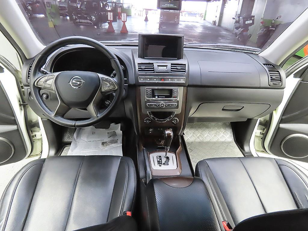 Ssangyong Rexton 2015 Blanco - Importación desde Corea - HF Imports Iquique - Foto 11